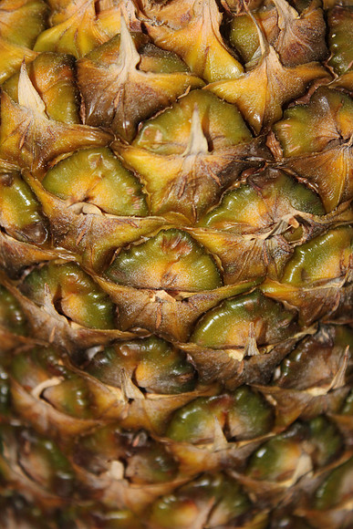 Pineapple - Side