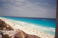 Beach in Cancun 7