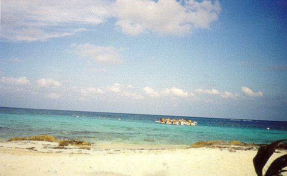 Beach in Cancun 23