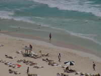 Beach in Cancun 9
