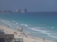 Beach in Cancun 11
