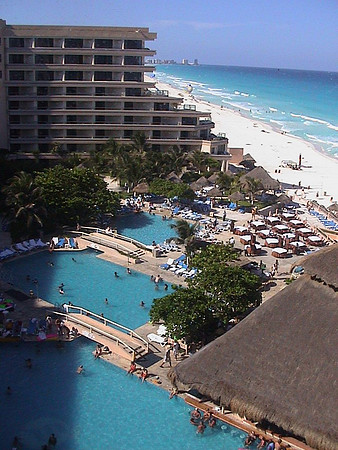Resort on the Beach in Cancun 22