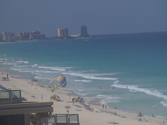 Beach in Cancun 12