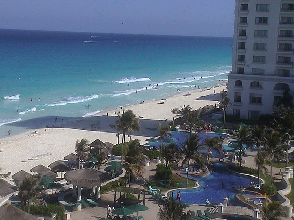 Resort on the Beach in Cancun 11