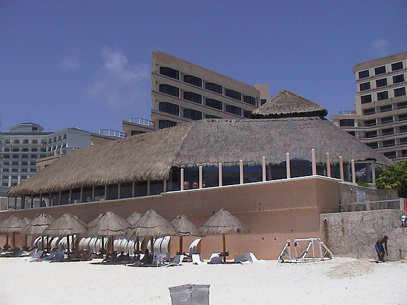 Resort on the Beach in Cancun 25