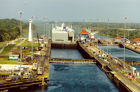 Panama Canal 19