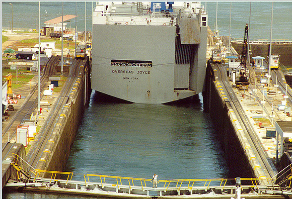 Panama Canal 23