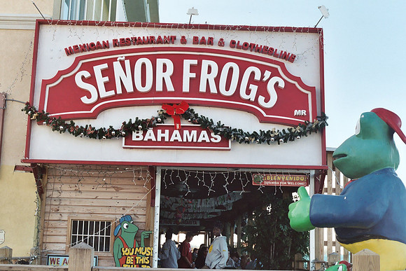 Bahamas 18