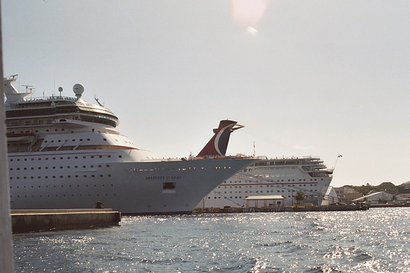 Bahamas 25