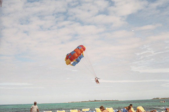Bahamas 32