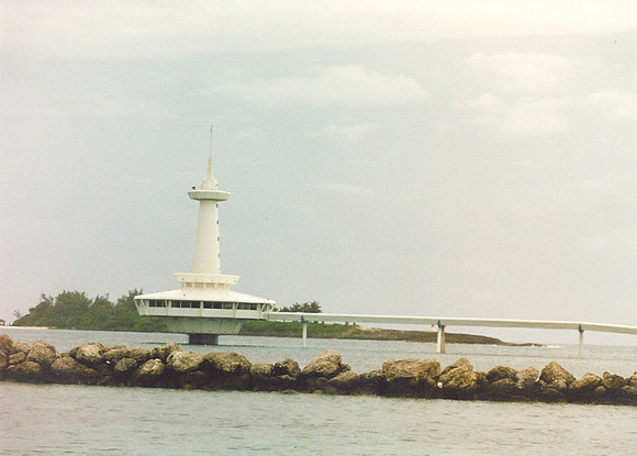 Bahamas 45