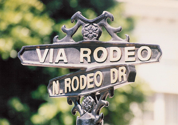 Beverly Hills - Rodeo Drive Sign