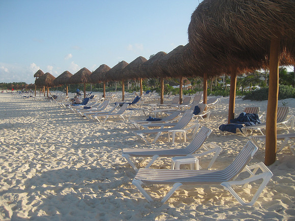 Beach in Cancun 38