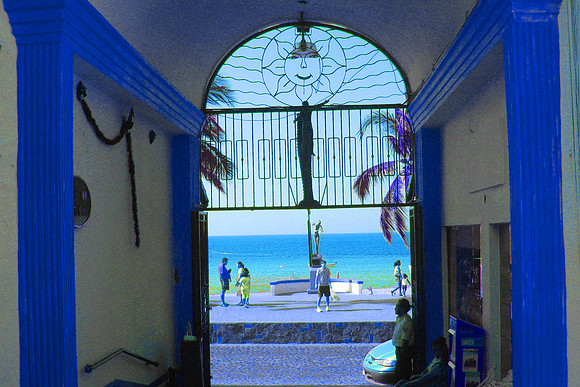 Mexico - Entering Cozumel 1